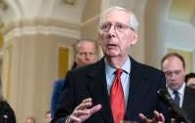 Сенат США вирішив переглянути законопроект про допомогу Україні