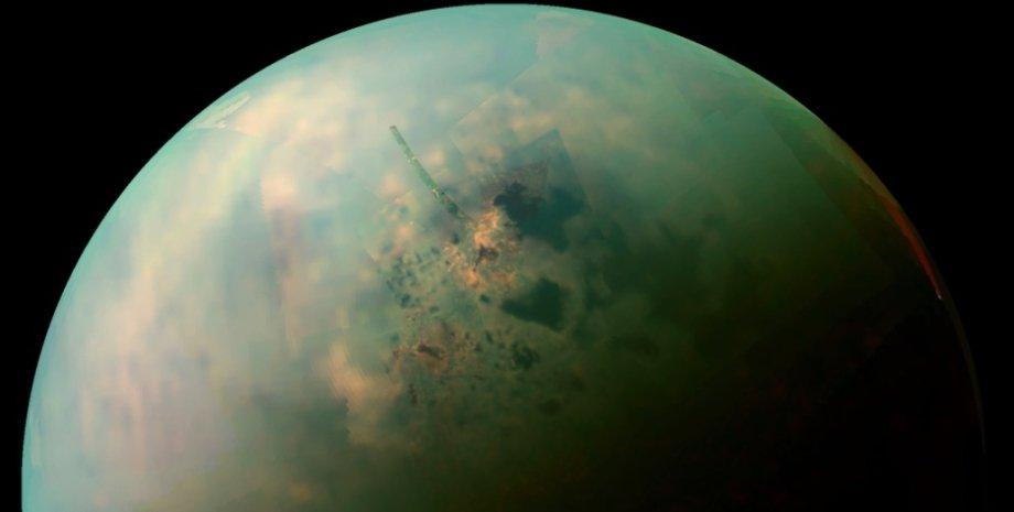 The mystery of Titan unveiled: why Saturn's moon retained its atmosphere when it was expected to lose it.