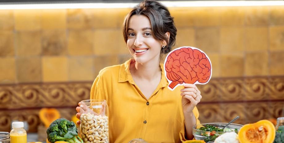 The brain and gut will thank you: a dietitian shares which foods strengthen them.