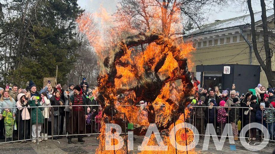 Burning wheel and trees of hope: how spring was welcomed in Dnipro (PHOTOS, VIDEO)