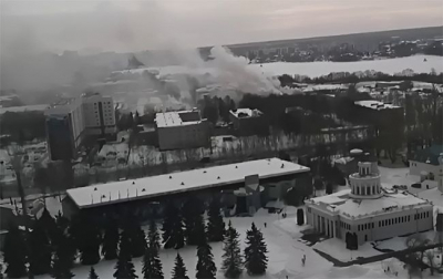 У російській Казані сталася масштабна пожежа у танковому училищі (відео)